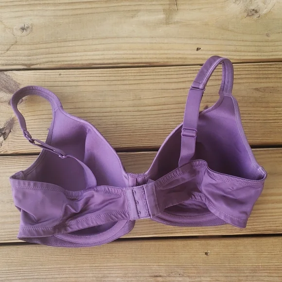 Playtex full coverage underworld bra size 42D - Picture 4 of 11